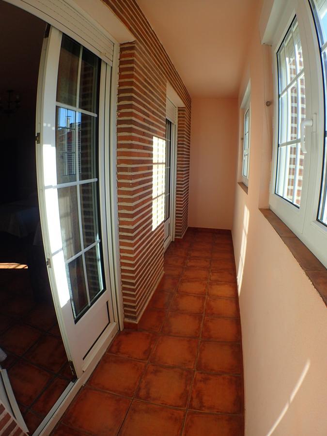 Hostal Santiago Carrion De Los Condes Exterior photo
